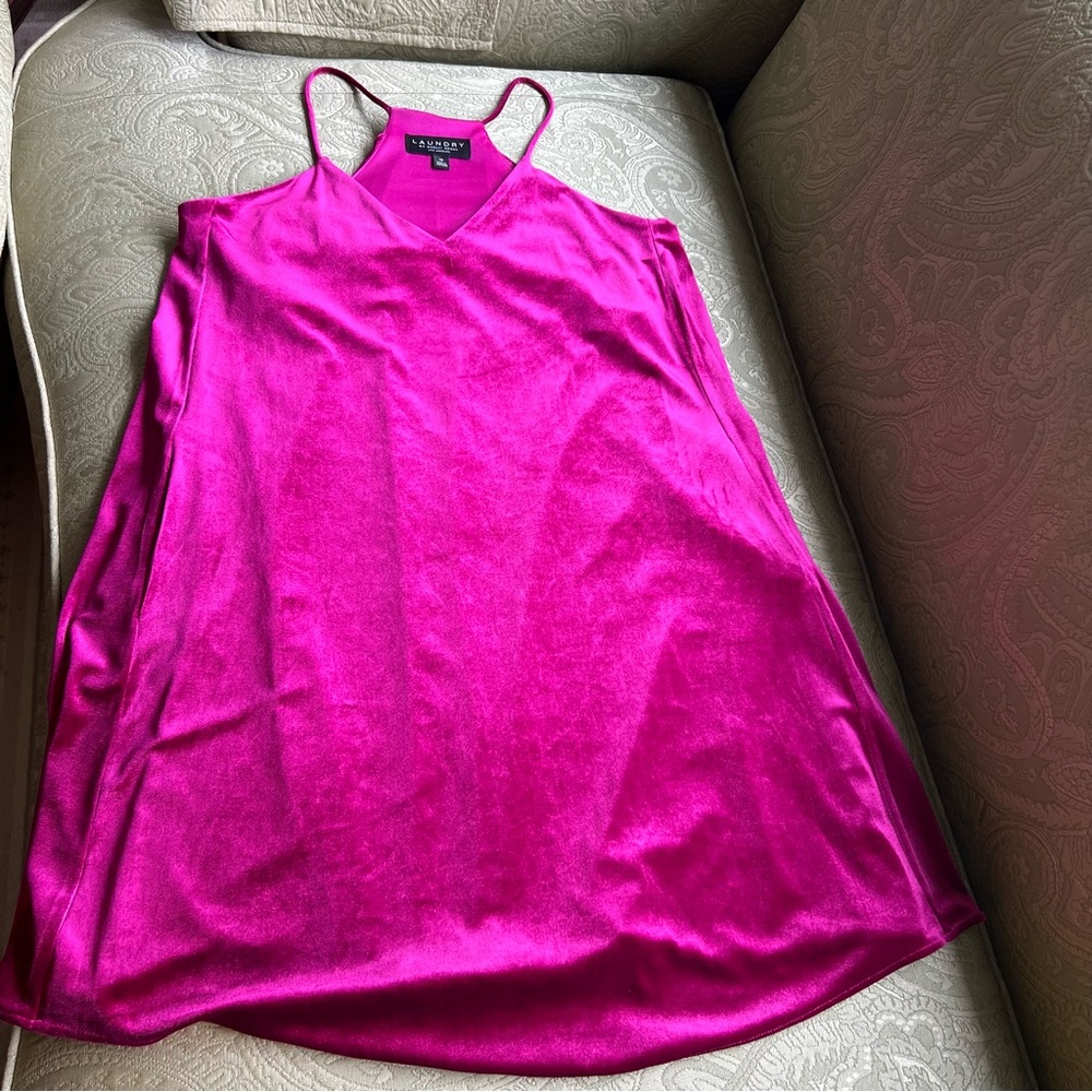 LAUNDRY By Shelli Segal Racerback Stretch Velvet Fuchsia Mini Dress Size 12